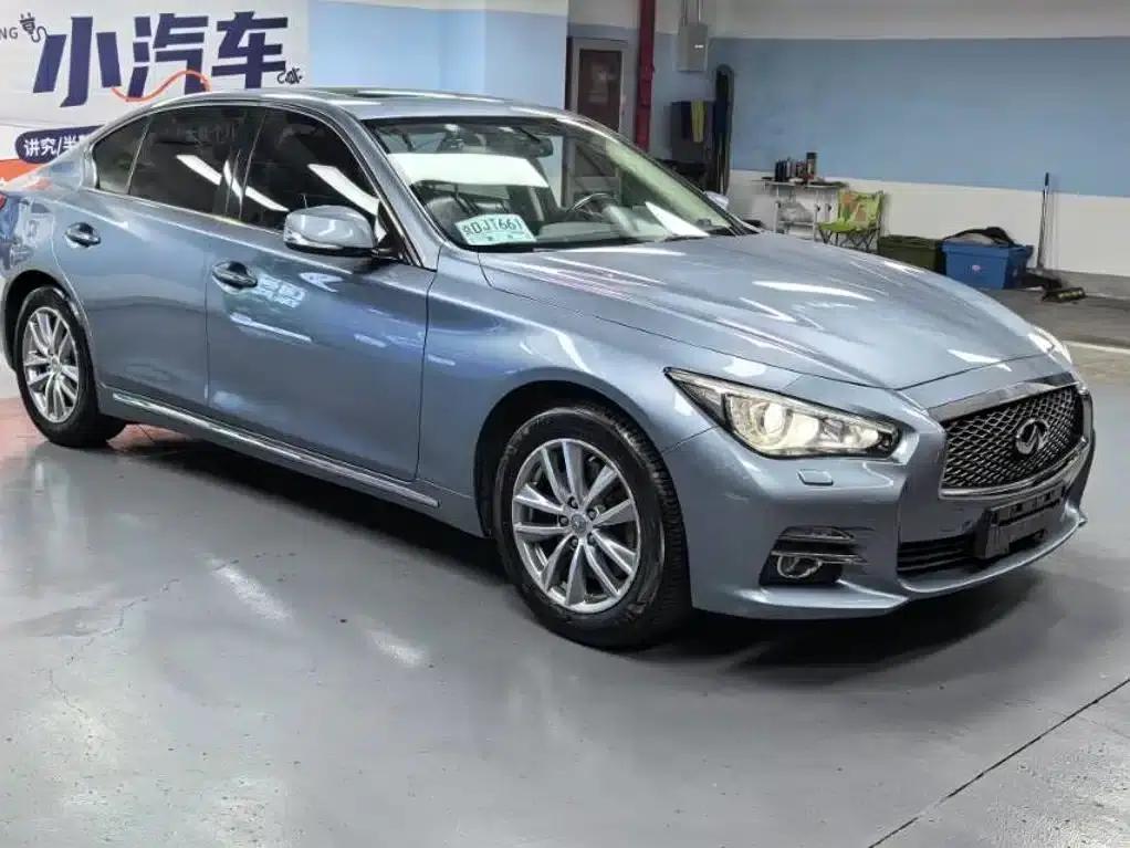 Infiniti Q50L 2015 2.0T Enjoy Edition — миниатюра 2