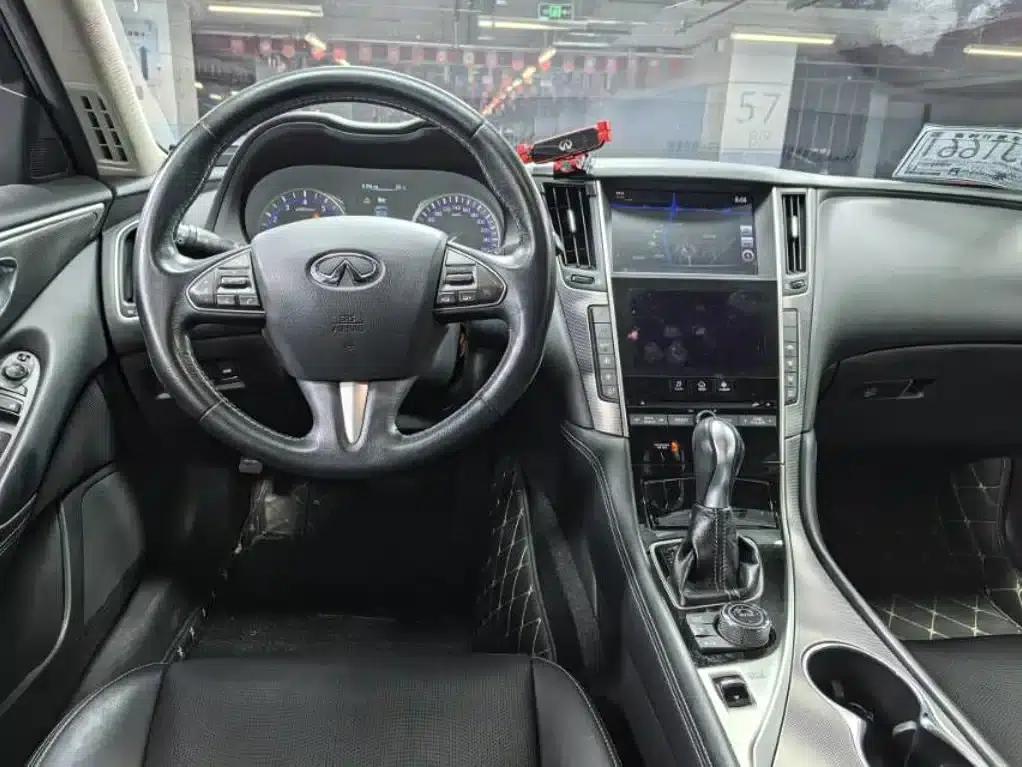 Infiniti Q50L 2015 2.0T Enjoy Edition — миниатюра 10