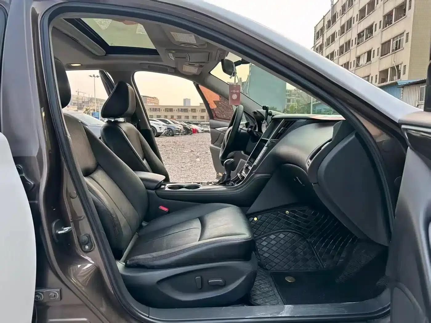 Infiniti Q50L 2016 2.0T Enjoy Edition — миниатюра 4