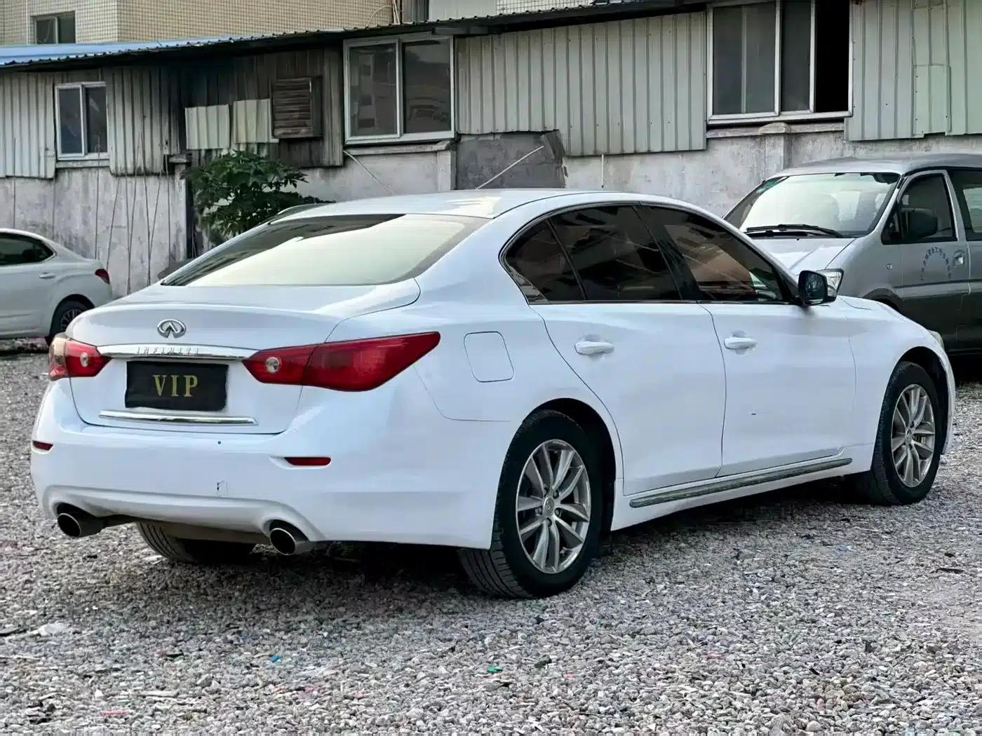 Infiniti Q50L 2016 2.0T Enjoy Edition — миниатюра 7