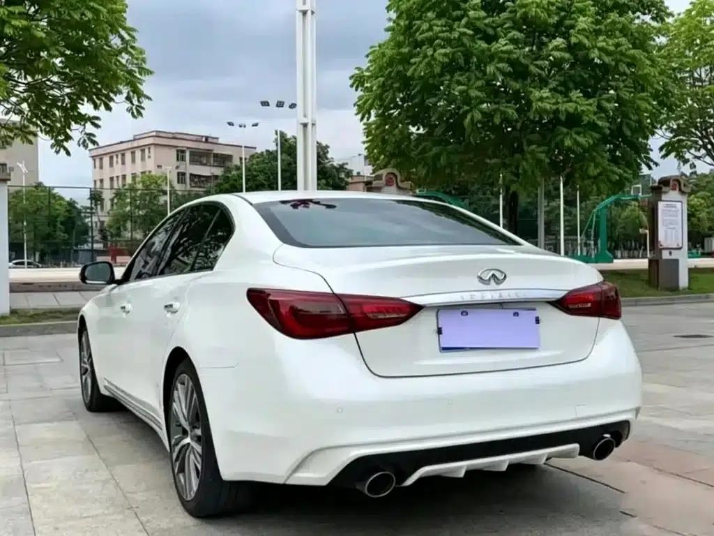 Infiniti Q50L 2015 2.0T Enjoy Edition — миниатюра 10