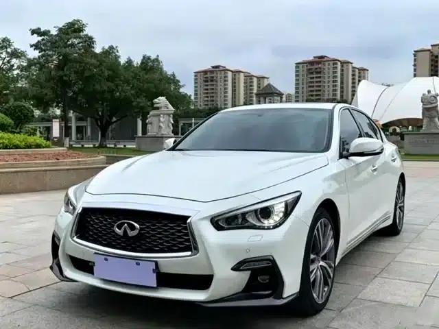 Infiniti Q50L 2015 2.0T Enjoy Edition