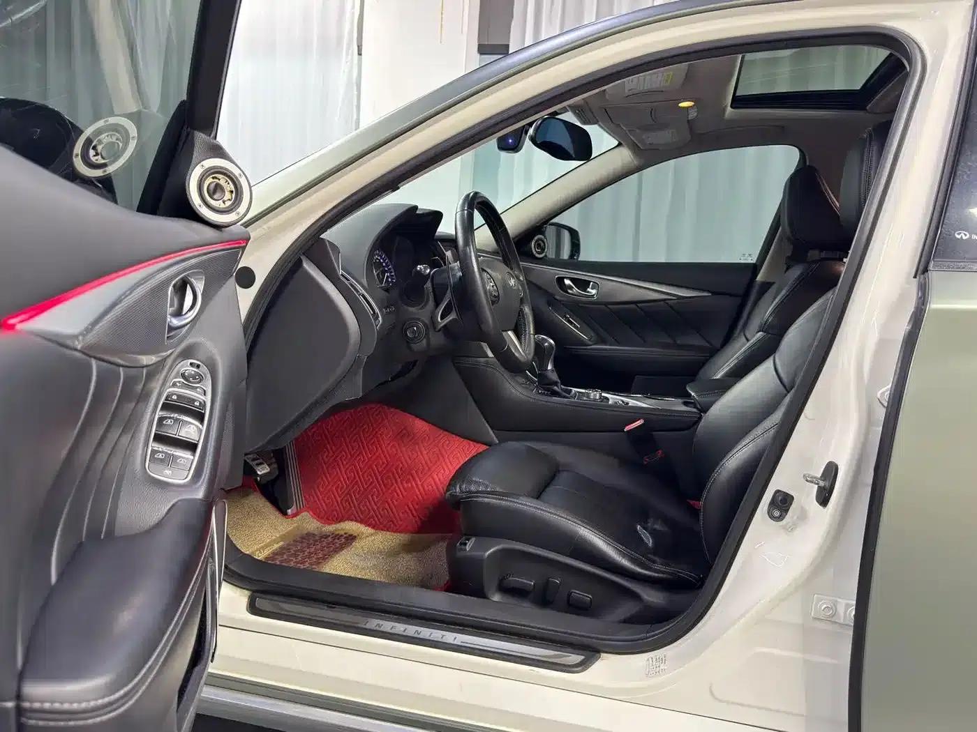 Infiniti Q50L 2015 2.0T Sport Edition — миниатюра 10