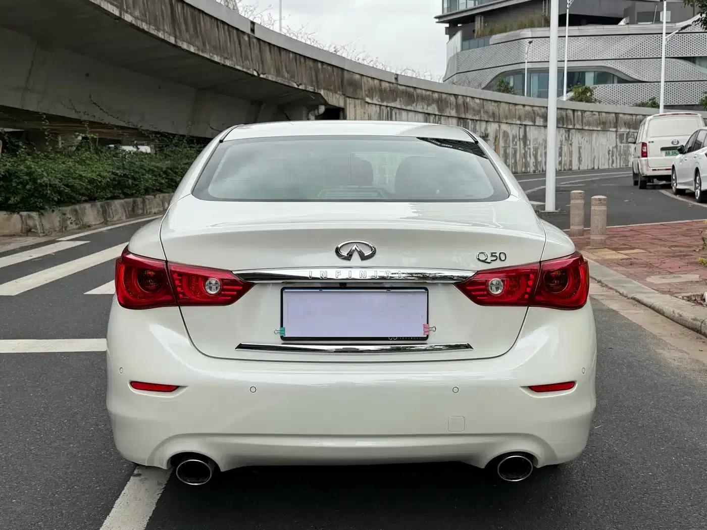 Infiniti Q50L 2016 2.0T Enjoy Edition — миниатюра 15