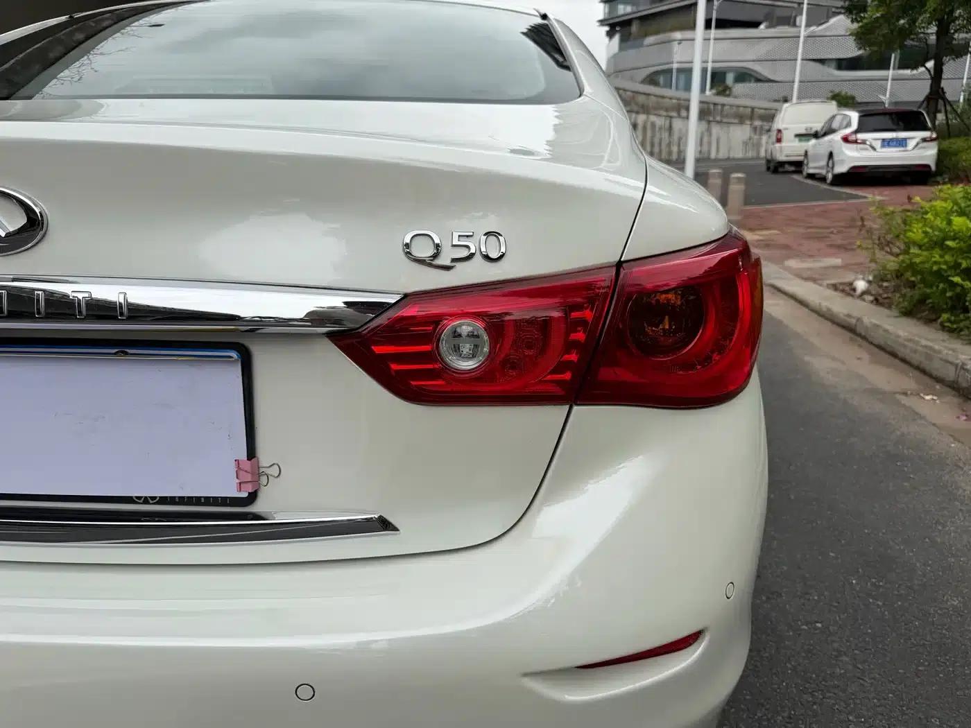 Infiniti Q50L 2016 2.0T Enjoy Edition — миниатюра 17