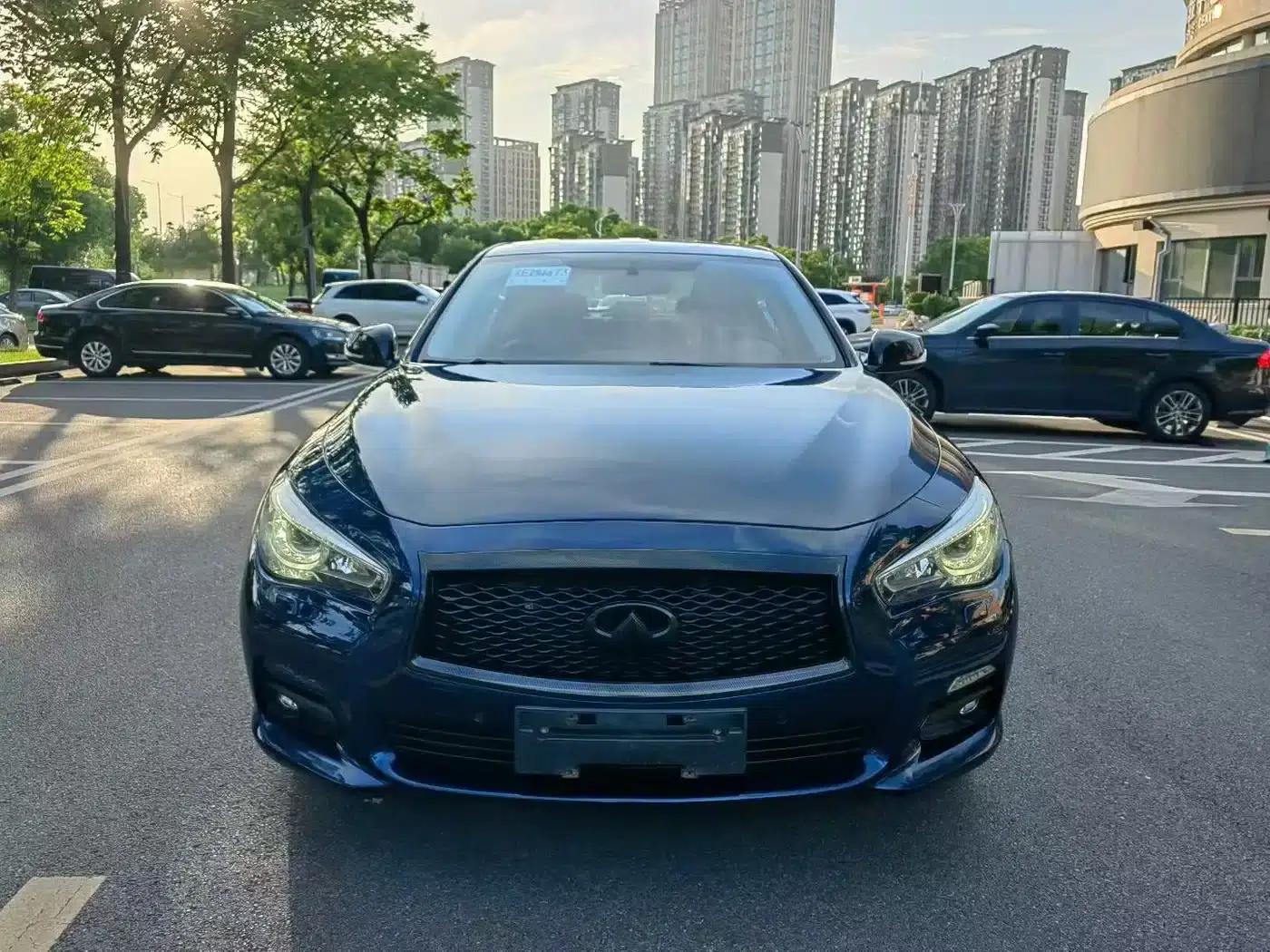 Infiniti Q50L 2016 2.0T Enjoy Edition — миниатюра 2