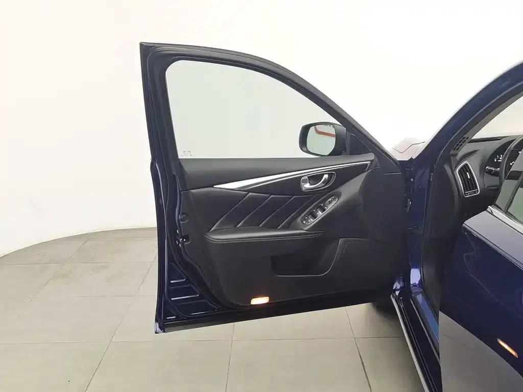 Infiniti Q50L 2018 2.0T Comfort Edition (China VI Emission Standard) — миниатюра 8