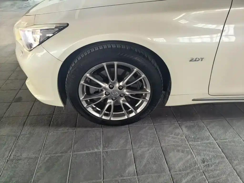 Infiniti Q50L 2016 2.0T Entry-level Edition — миниатюра 23