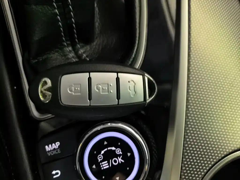 Infiniti Q50L 2016 2.0T Entry-level Edition — миниатюра 9