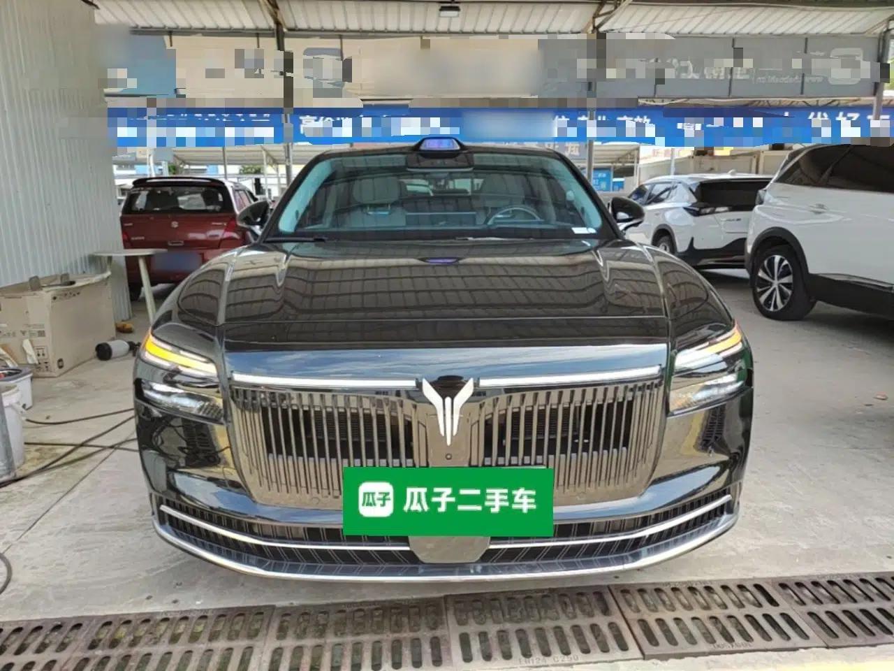 VOYAH Lantu Chiguang L 2026 Four-Wheel-Drive Ultra — миниатюра 2