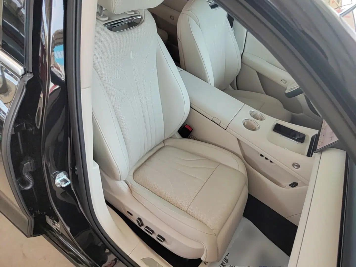 VOYAH Lantu Chiguang L 2026 Four-Wheel-Drive Ultra — миниатюра 19
