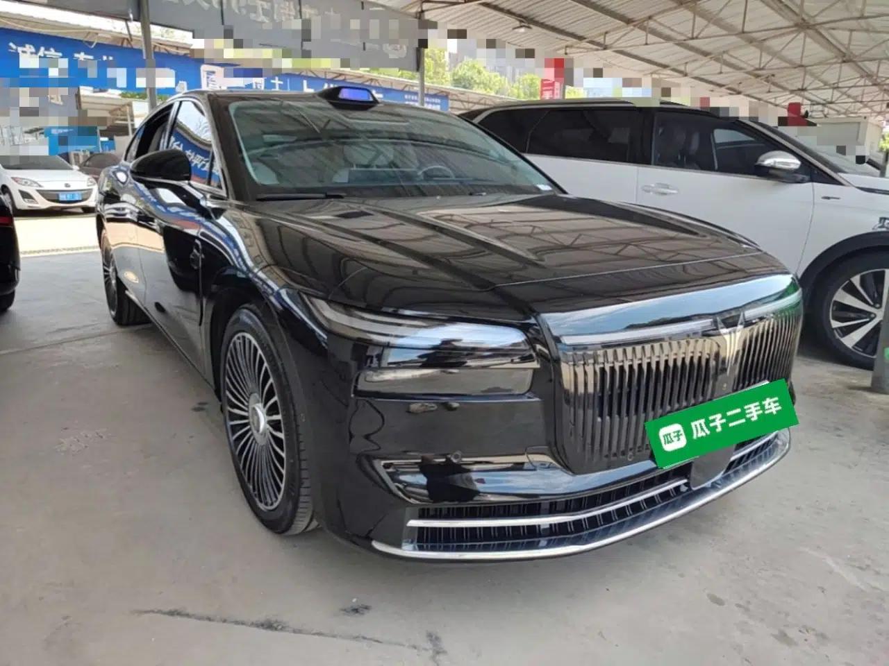 VOYAH Lantu Chiguang L 2026 Four-Wheel-Drive Ultra — миниатюра 3
