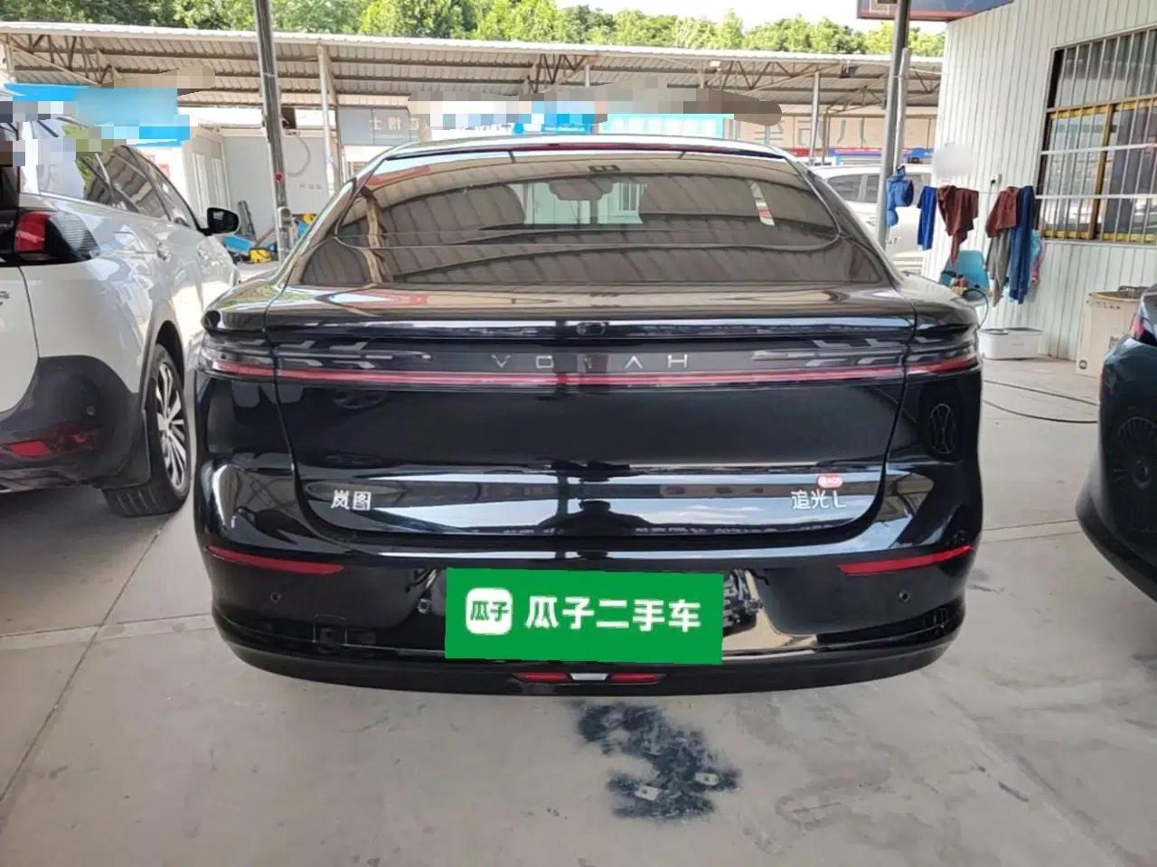VOYAH Lantu Chiguang L 2026 Four-Wheel-Drive Ultra — миниатюра 5