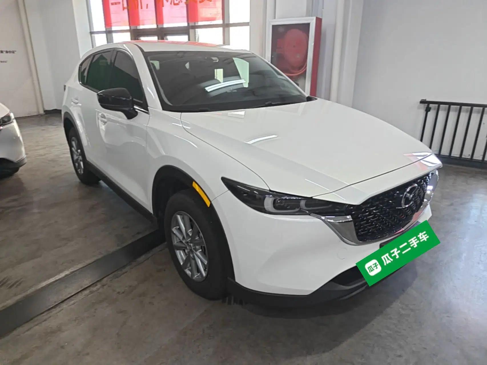 Mazda CX-5 2024 2.0L Automatic Two-Wheel Drive Comfort Version — миниатюра 3