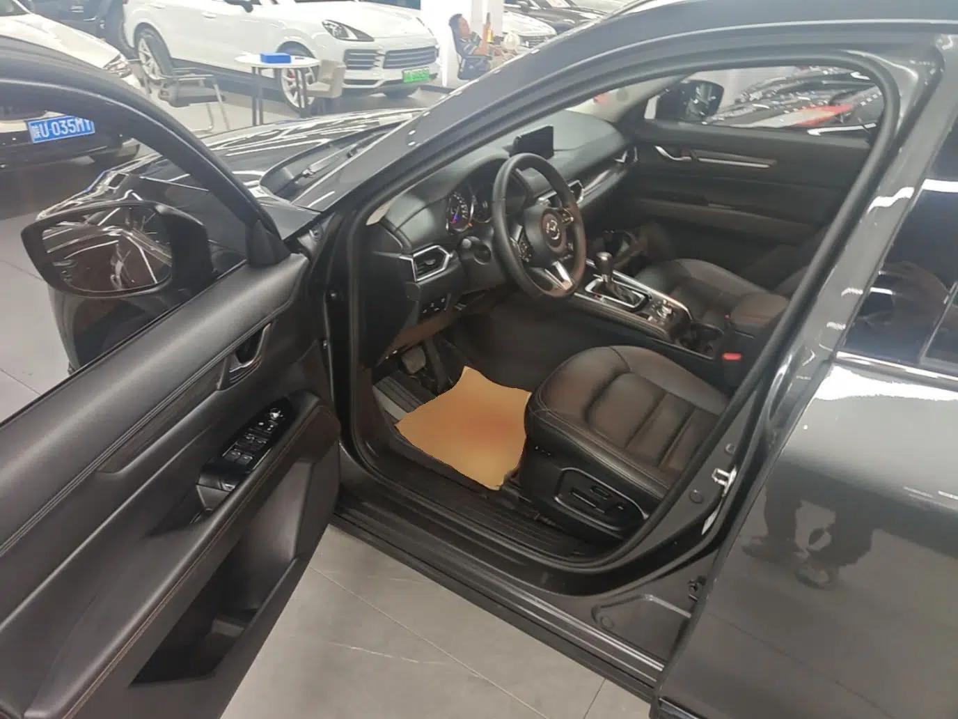 Mazda CX-5 2021 2.5L Automatic Two-Wheel Drive ZhiZun Version — миниатюра 18