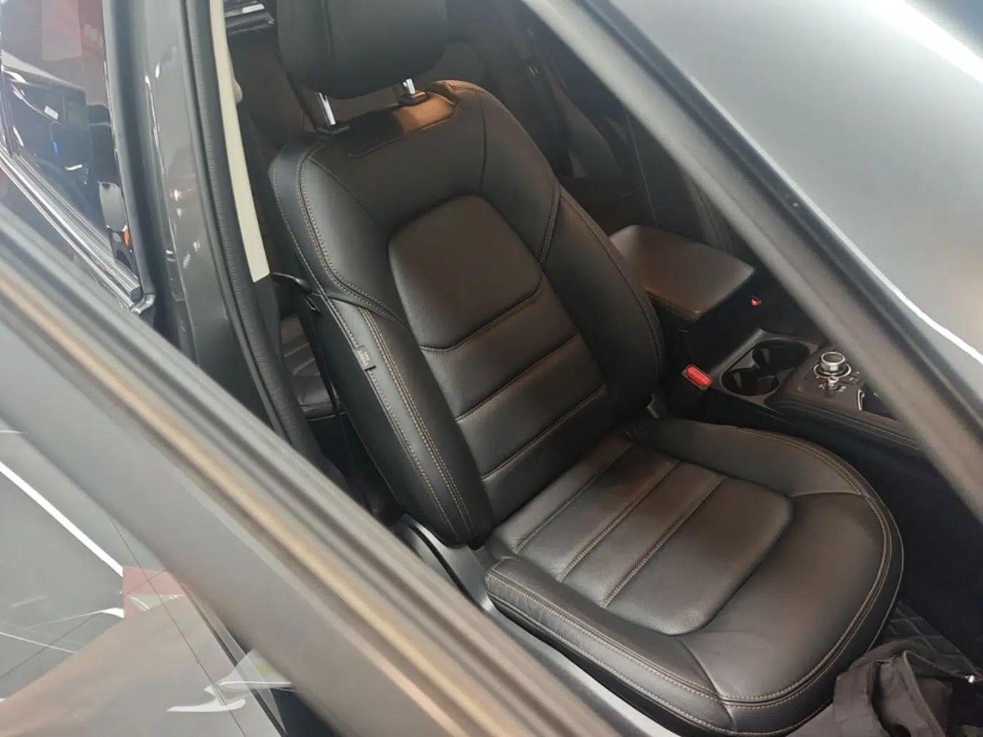 Mazda CX-5 2021 2.5L Automatic Two-Wheel Drive ZhiZun Version — миниатюра 19