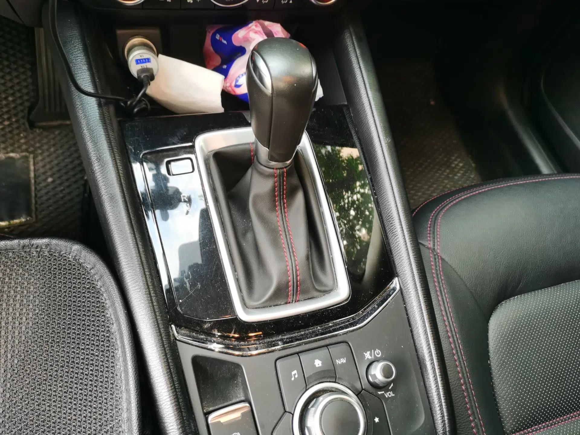 Mazda CX-5 2021 2.0L Automatic Two-Wheel Drive Black Knight — миниатюра 14