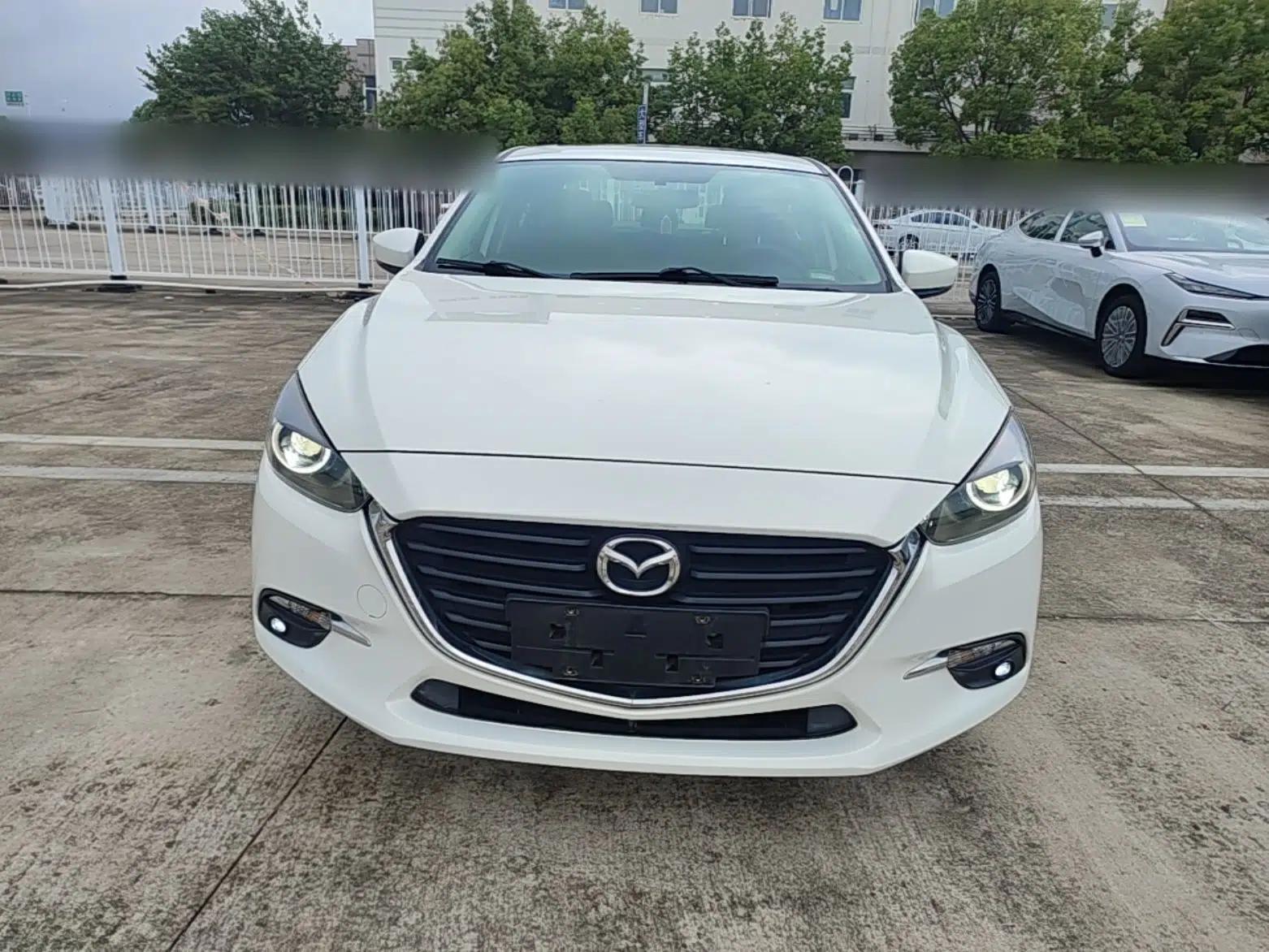 Mazda 3 Axela 2017 Sedan 1.5L Automatic Luxury Model Emission Standard China V — миниатюра 2