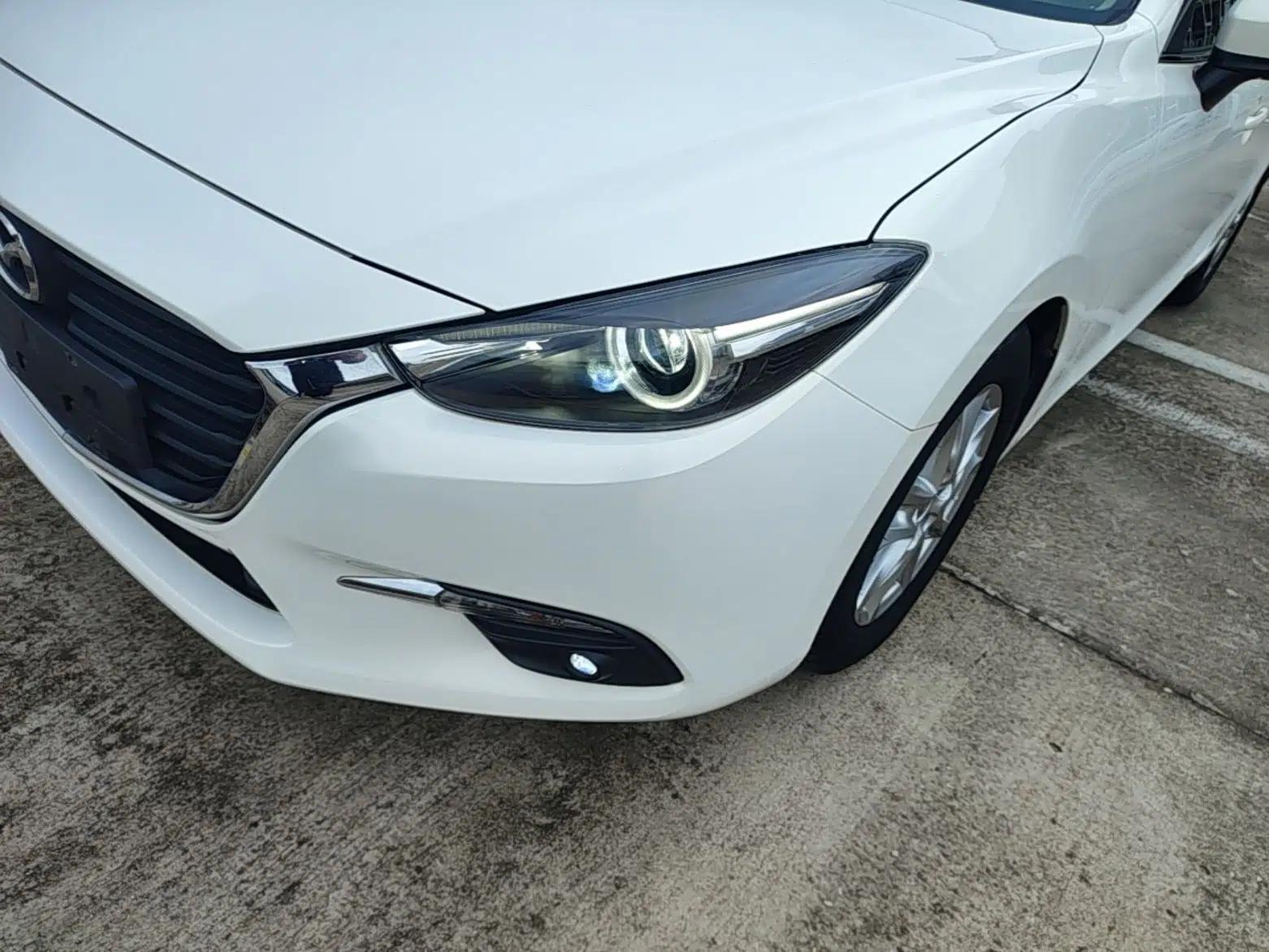 Mazda 3 Axela 2017 Sedan 1.5L Automatic Luxury Model Emission Standard China V — миниатюра 8