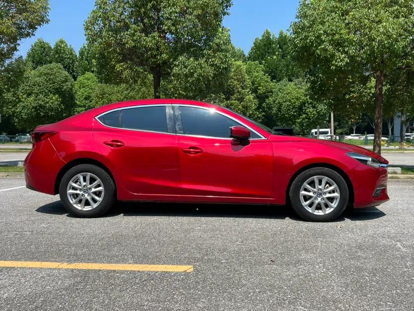 Mazda 3 Axela 2017 Sedan 1.5L Automatic Luxury Model Emission Standard China V — миниатюра 17