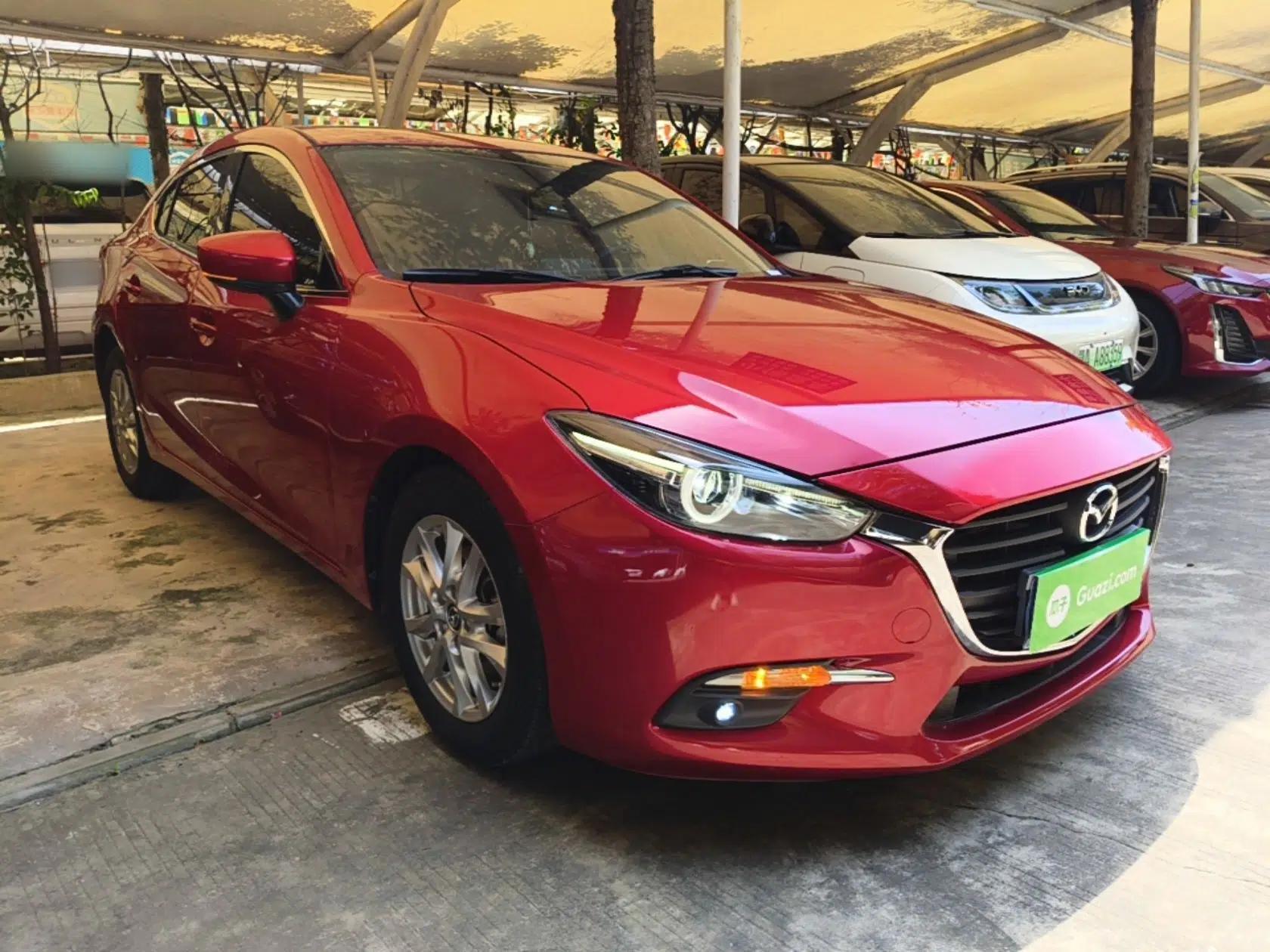 Mazda 3 Axela 2017 Sedan 1.5L Automatic Luxury Model Emission Standard China V — миниатюра 3