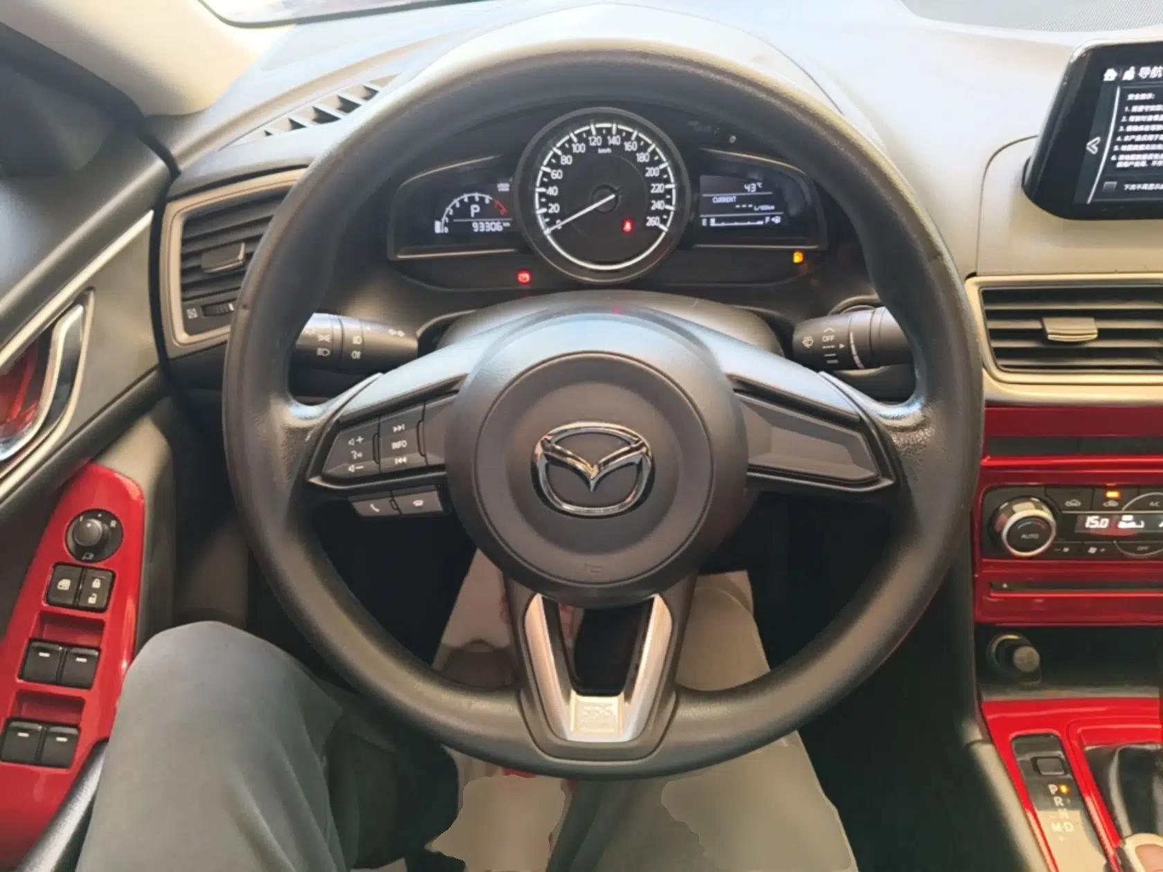 Mazda 3 Axela 2017 Sedan 1.5L Automatic Luxury Model Emission Standard China V — миниатюра 22