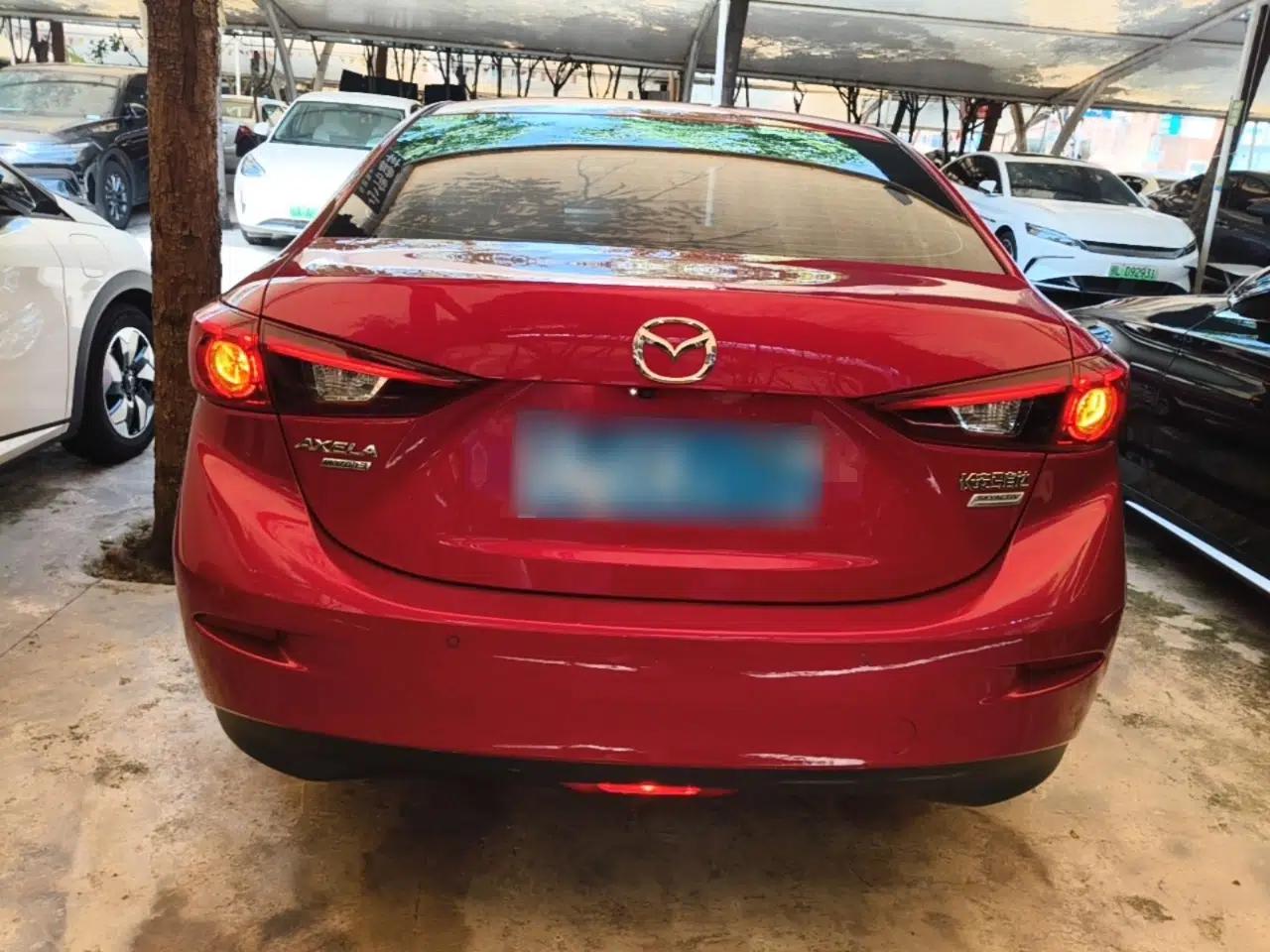Mazda 3 Axela 2017 Sedan 1.5L Automatic Luxury Model Emission Standard China V — миниатюра 5