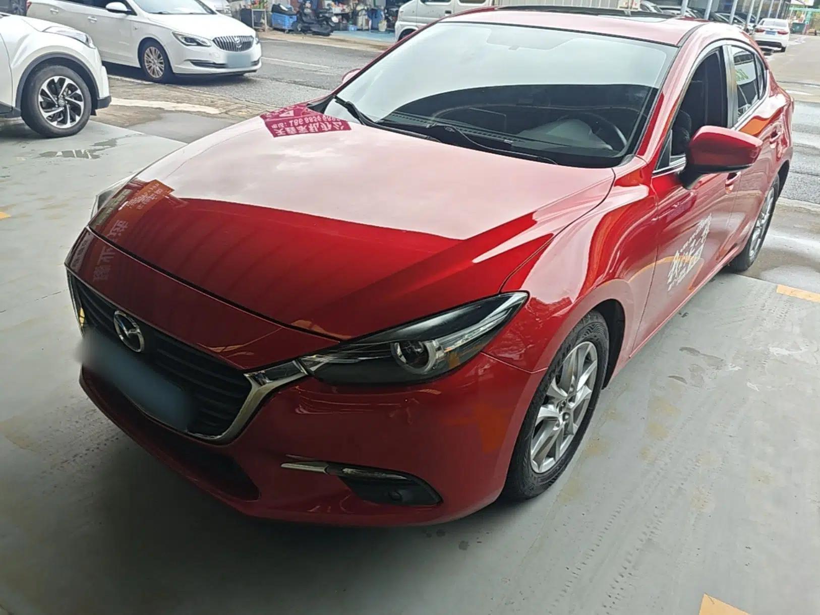 Mazda 3 Axela 2017 Sedan 1.5L Automatic Luxury Model Emission Standard China V — миниатюра 1