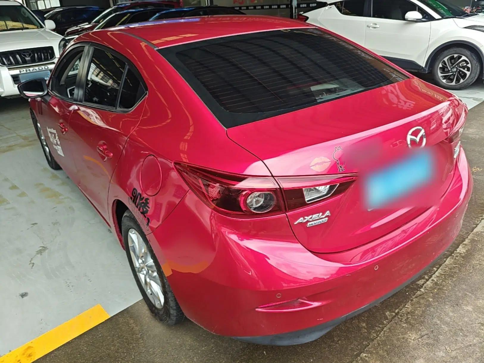 Mazda 3 Axela 2017 Sedan 1.5L Automatic Luxury Model Emission Standard China V — миниатюра 4