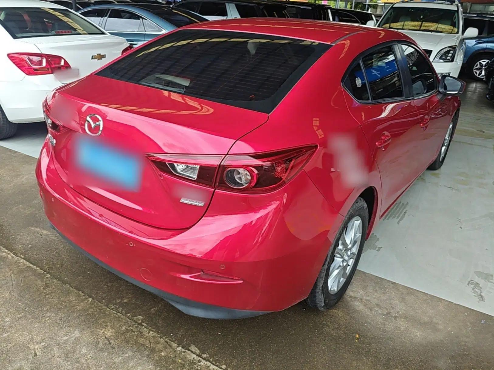 Mazda 3 Axela 2017 Sedan 1.5L Automatic Luxury Model Emission Standard China V — миниатюра 6