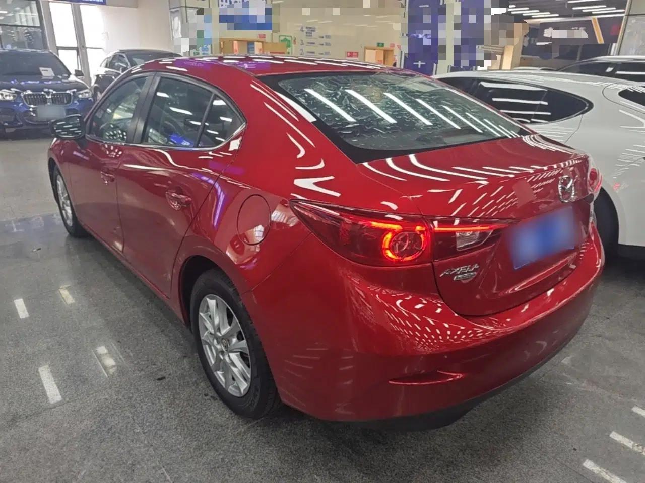 Mazda 3 Axela 2017 Sedan 1.5L Automatic Luxury Model Emission Standard China V — миниатюра 4
