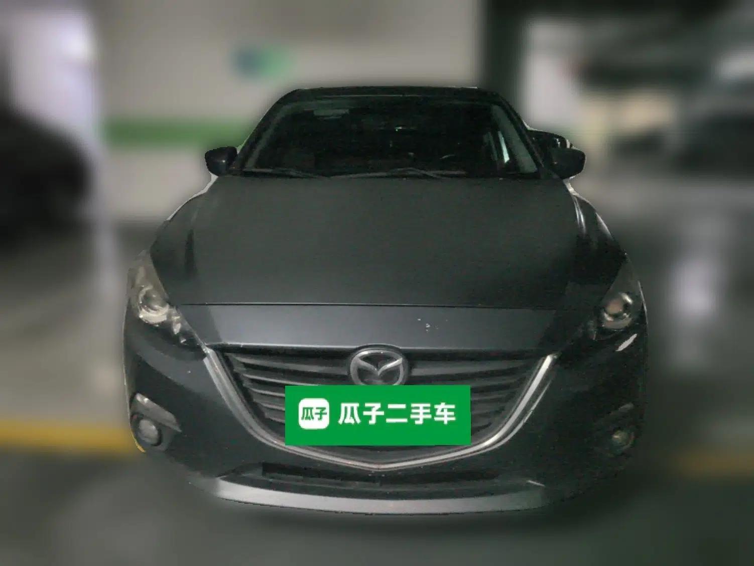 Mazda 3 Axela 2014 Hatchback 1.5L Automatic Luxury Model — миниатюра 2