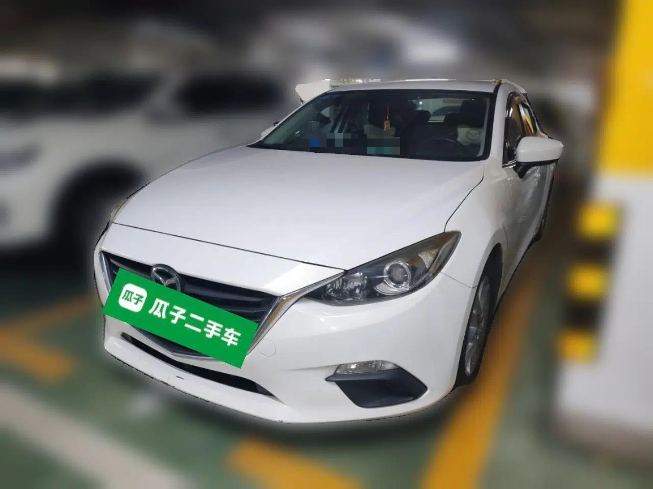 Mazda 3 Axela 2014 Sedan 1.5L Automatic Comfort Model — миниатюра 1