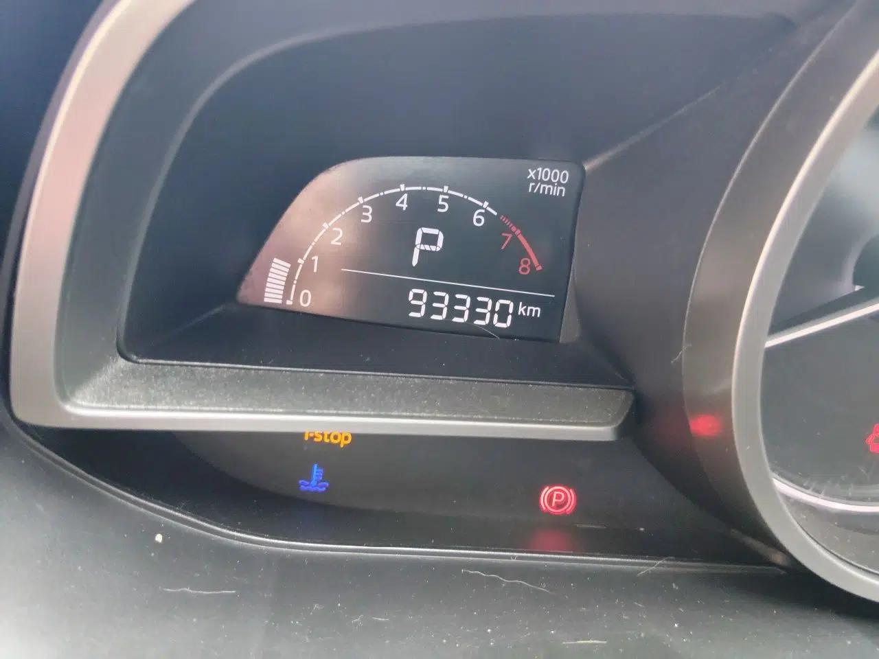 Mazda 3 Axela 2017 Sedan 1.5L Automatic Luxury Model Emission Standard China V — миниатюра 12