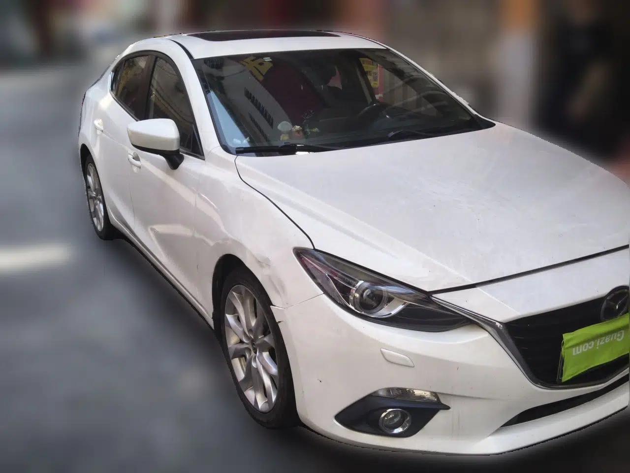 Mazda 3 Axela 2016 Sedan 2.0L Automatic Flagship Model — миниатюра 3