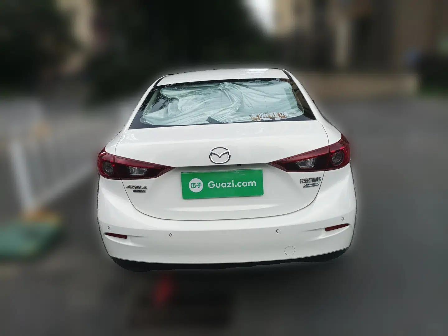 Mazda 3 Axela 2017 Sedan 1.5L Automatic Comfort Model China VI Standard — миниатюра 5