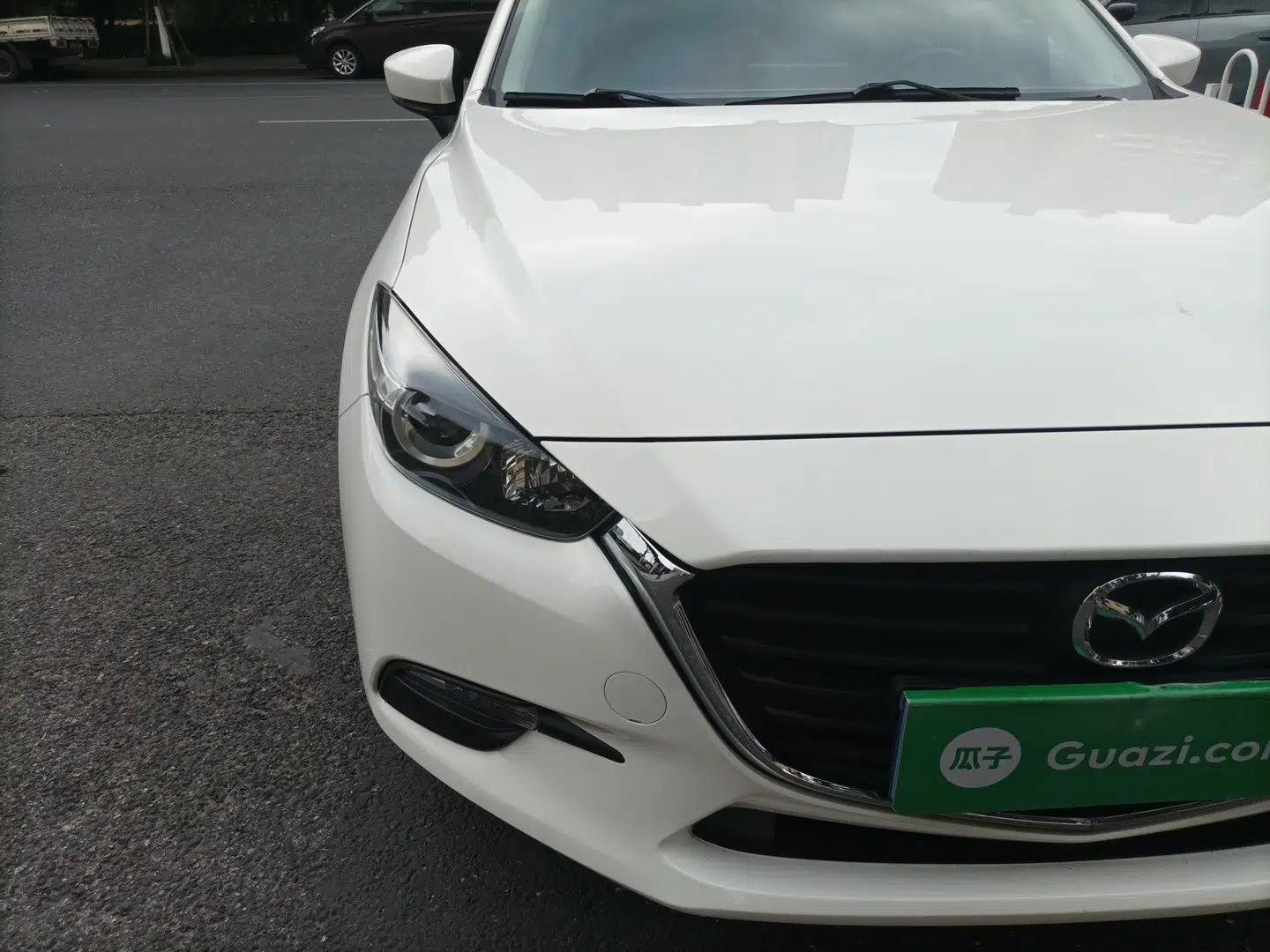 Mazda 3 Axela 2017 Sedan 1.5L Automatic Comfort Model China VI Standard — миниатюра 7