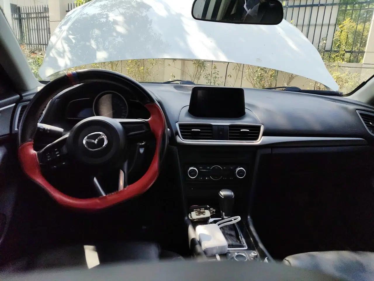 Mazda 3 Axela 2019 Cloud-Controlled Sedan 1.5L Automatic Luxury Model China VI Standard — миниатюра 9