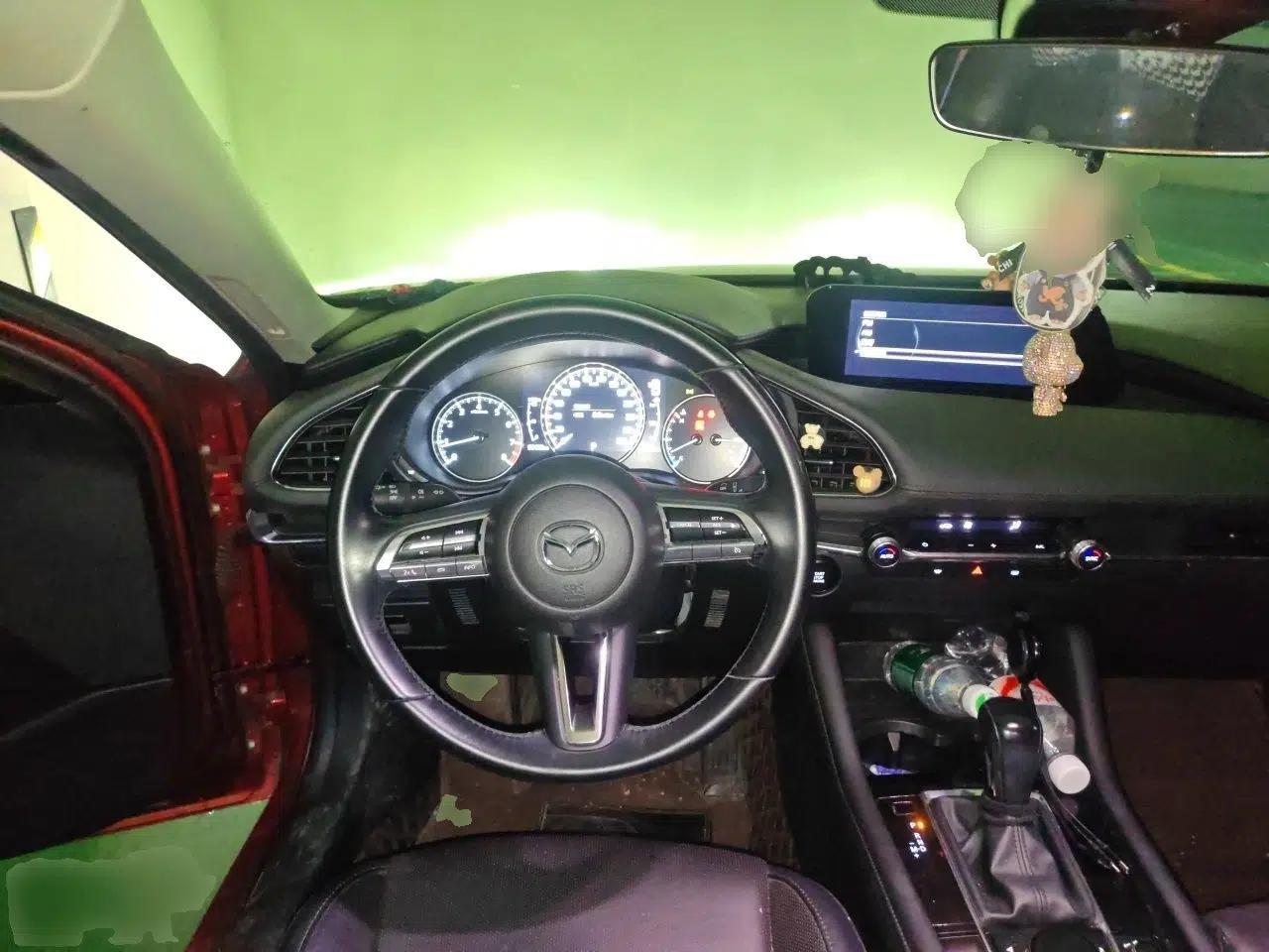 Mazda 3 Axela 2020 2.0L Automatic Zhiya Edition — миниатюра 10