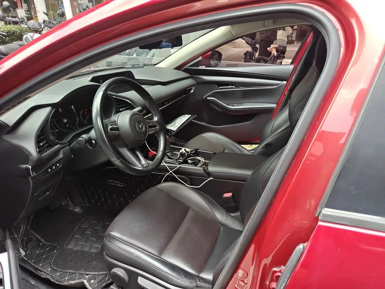Mazda 3 Axela 2020 2.0L Automatic Zhiya Edition — миниатюра 15
