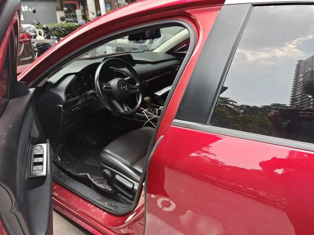 Mazda 3 Axela 2020 2.0L Automatic Zhiya Edition — миниатюра 16