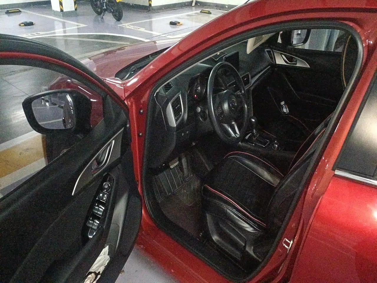Mazda 3 Axela 2017 Sedan 1.5L Automatic Luxury Model China VI Standard — миниатюра 16