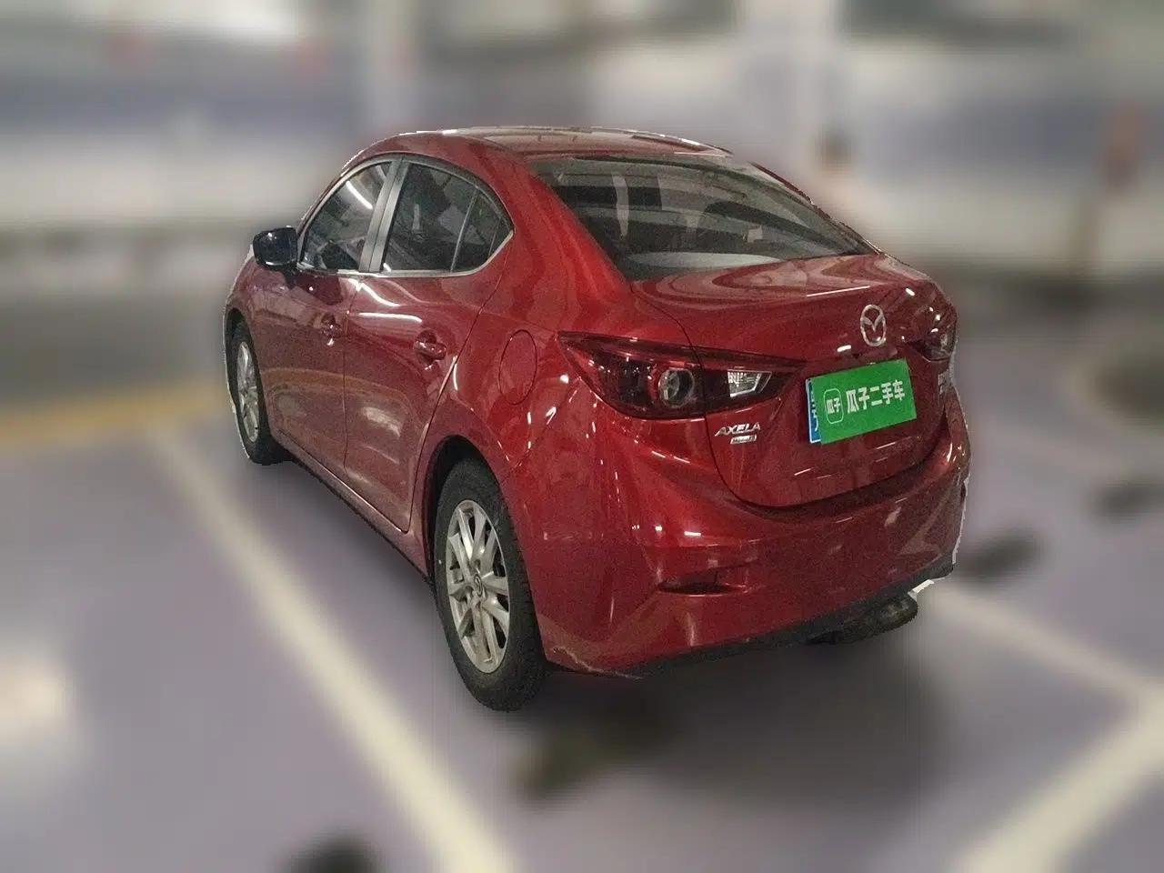 Mazda 3 Axela 2017 Sedan 1.5L Automatic Luxury Model China VI Standard — миниатюра 4