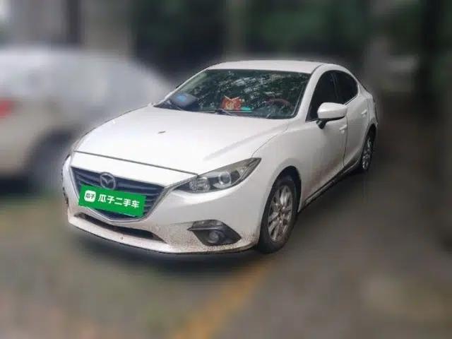 Mazda 3 Axela 2016 Sedan 1.5L Automatic Comfort Model