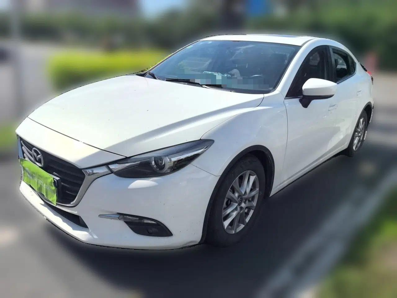 Mazda 3 Axela 2017 Sedan 1.5L Automatic Luxury Model Emission Standard China V — миниатюра 1