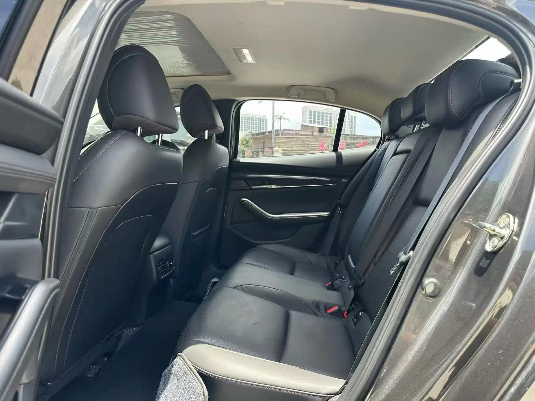 Mazda 3 Axela 2023 2.0L Automatic Zhiyao Edition — миниатюра 20