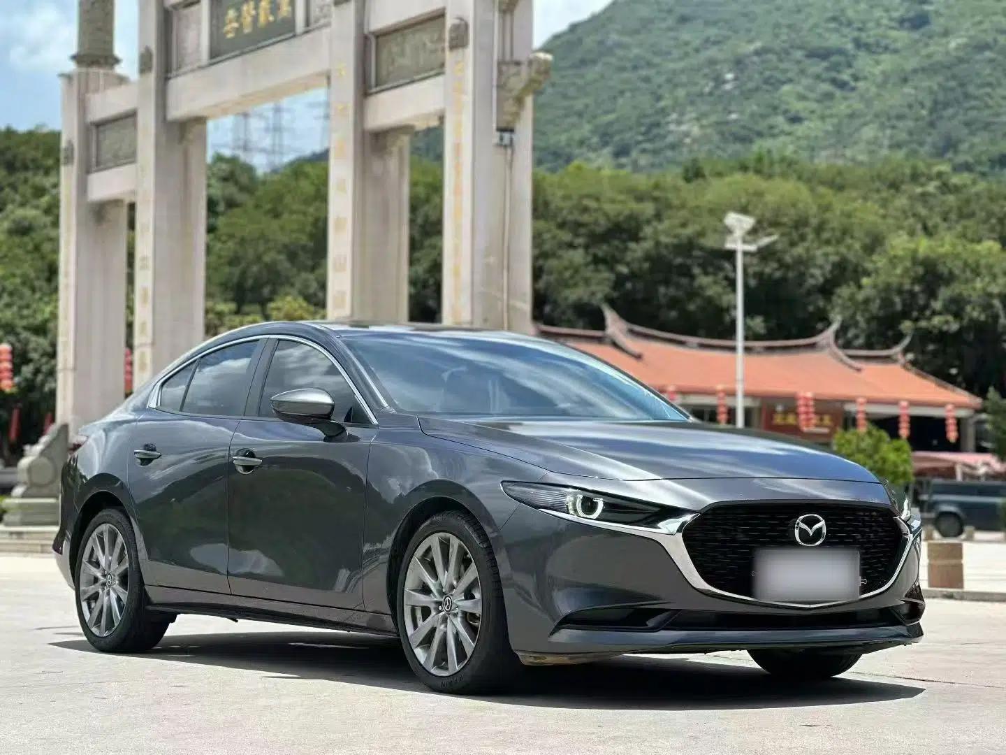 Mazda 3 Axela 2023 2.0L Automatic Zhiyao Edition — миниатюра 3