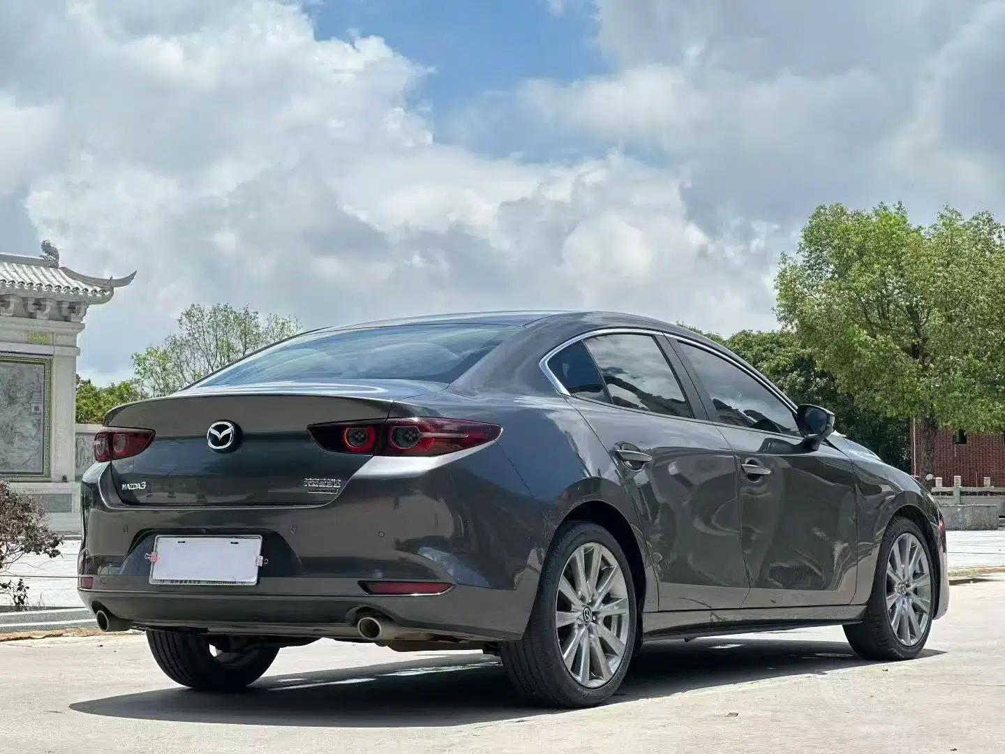 Mazda 3 Axela 2023 2.0L Automatic Zhiyao Edition — миниатюра 6