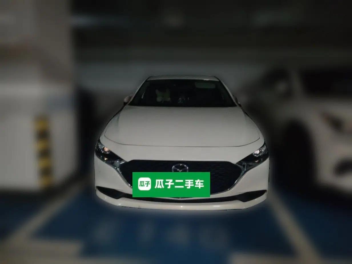 Mazda 3 Axela 2021 1.5L Automatic ZhiMei Edition — миниатюра 2