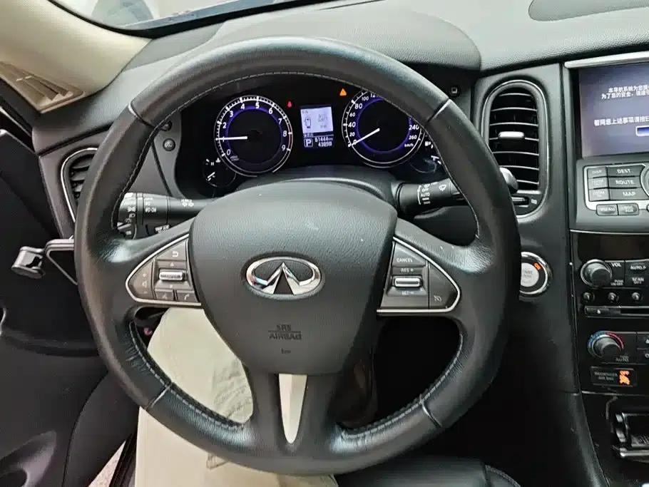 Infiniti QX50 2015 2.5L Enjoy Edition — миниатюра 15